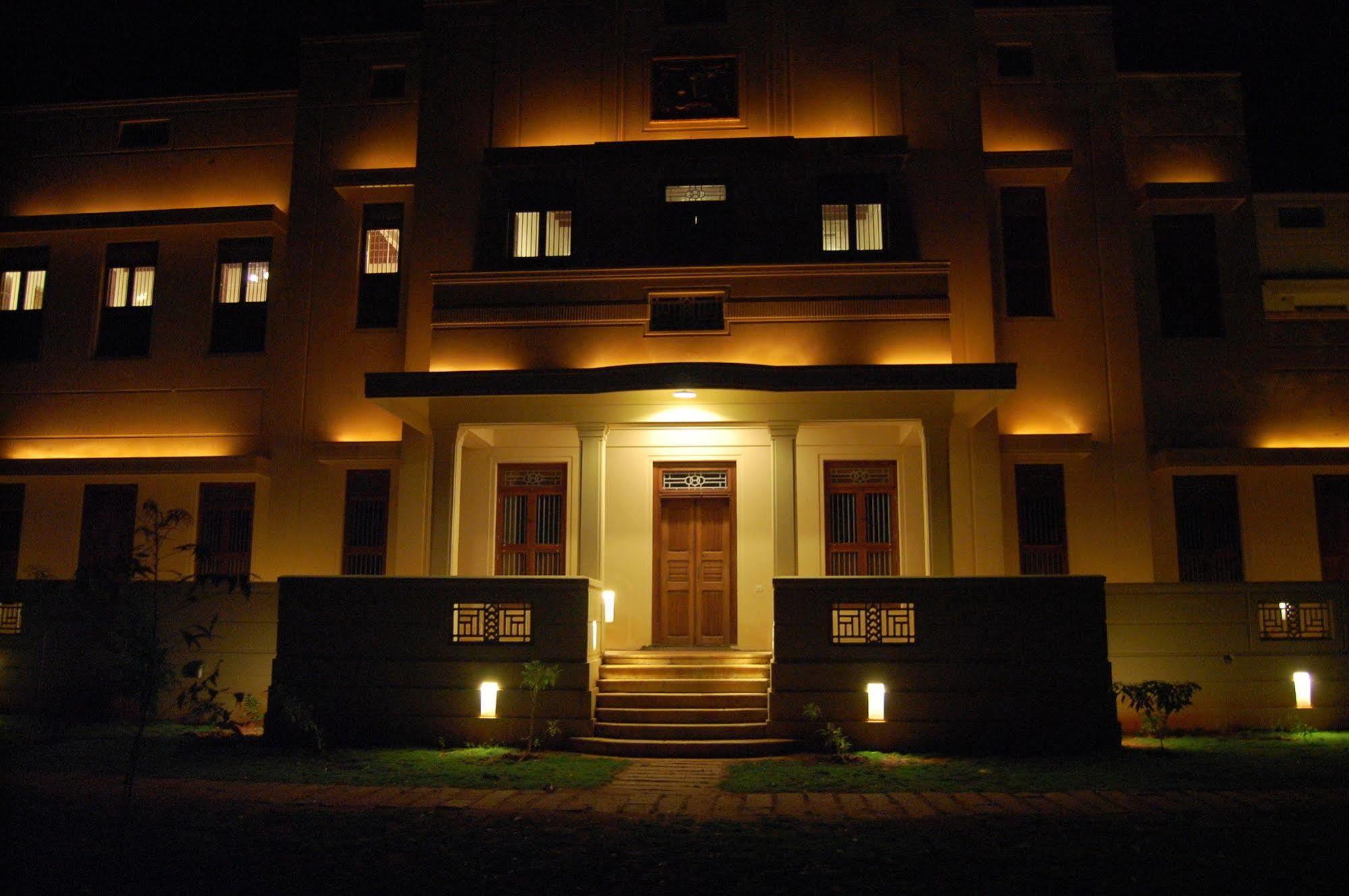 Visalam Chettinad Palace - A Cgh Earth Experience Kānādukāttān Exterior foto
